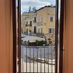 Dimora Donna Vittoria - Vecchia 아파트 *